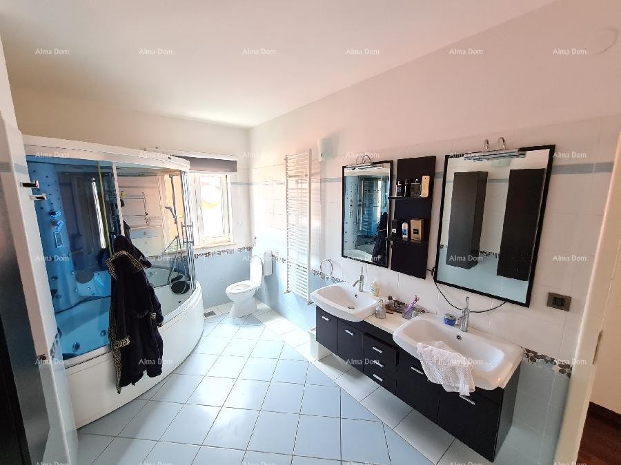 Баньоле, новая, современная отдельно стоящая вилла. 8