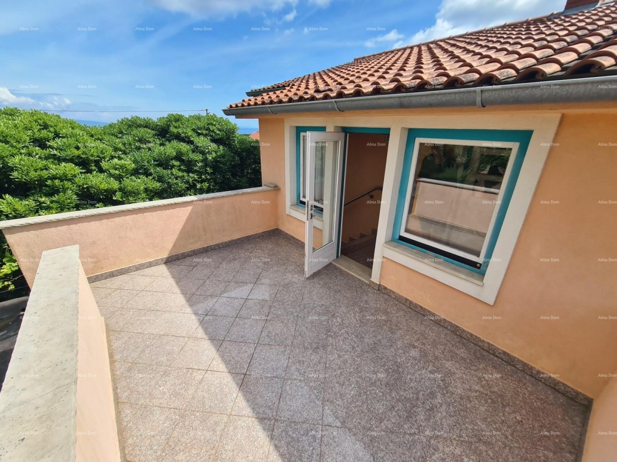 Kuća s bazenom i velikom okućnicom!  Blizina mjesta Marčane. 19