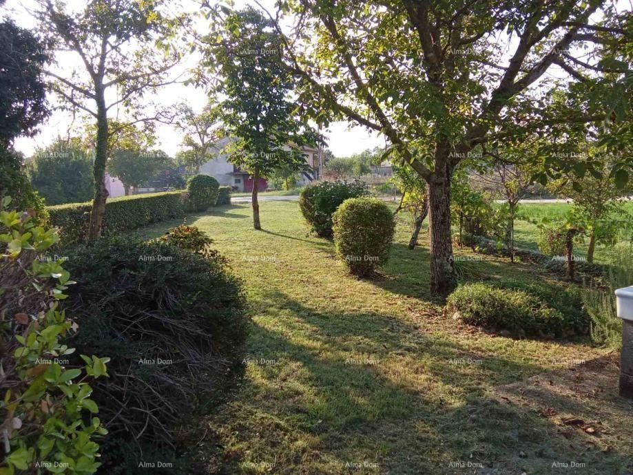 PAZIN - Prodaje se građevinsko zemljište od 2493 m² 9