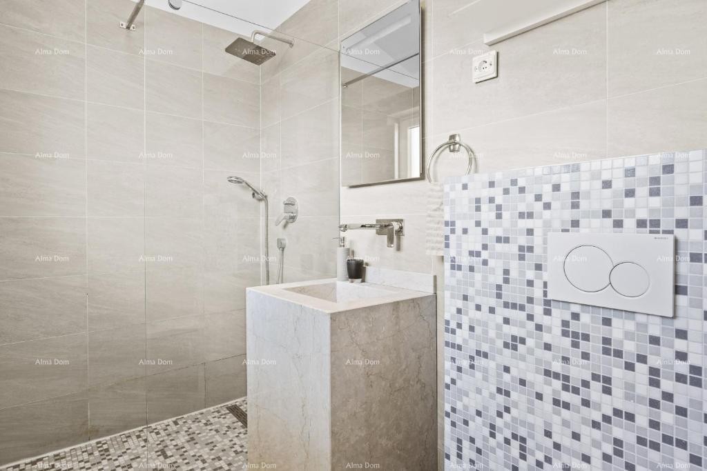 Продам красивую, роскошную истрийскую виллу в привлекательном месте, Пошеси, Медулин! 19