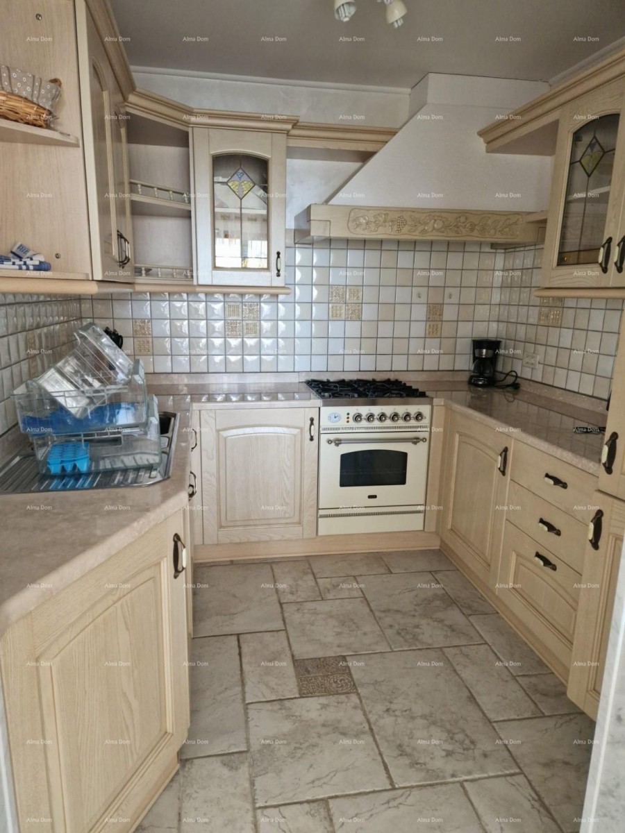 UMAGO - Spaziosa casa con ampio giardino, prima fila al mare 16