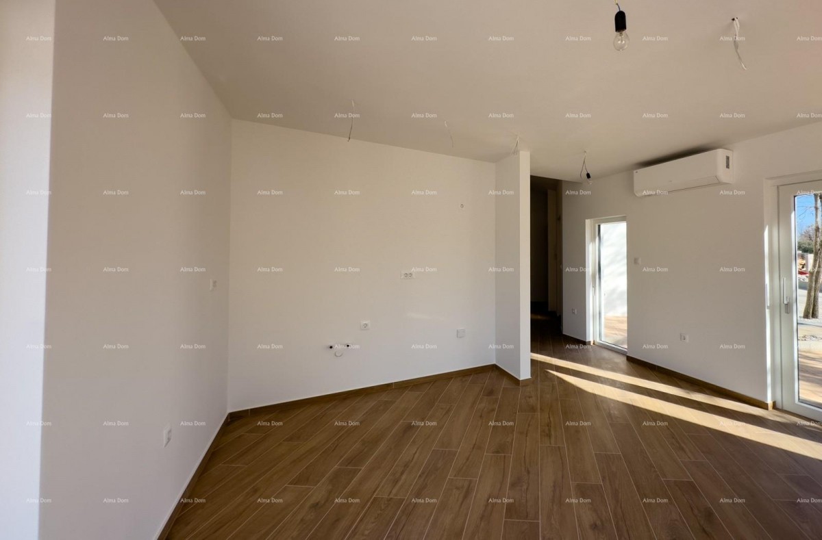 KOŽLJANI - Moderní dům s bazénem. Blízko lesa, 15 minut k moři 12