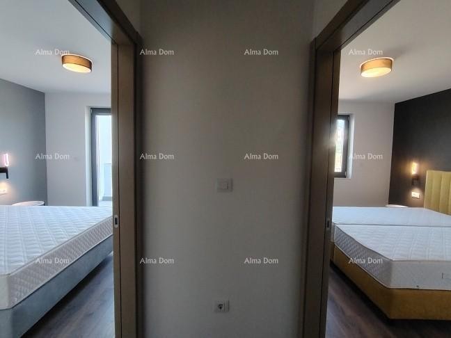 Top-notch three-bedroom apartment with a sea view, furnished 25