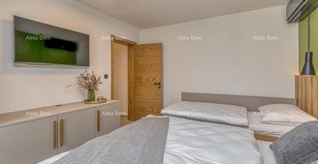 Vendesi una bella palazzina con tre appartamenti nel centro, Orsera! 17