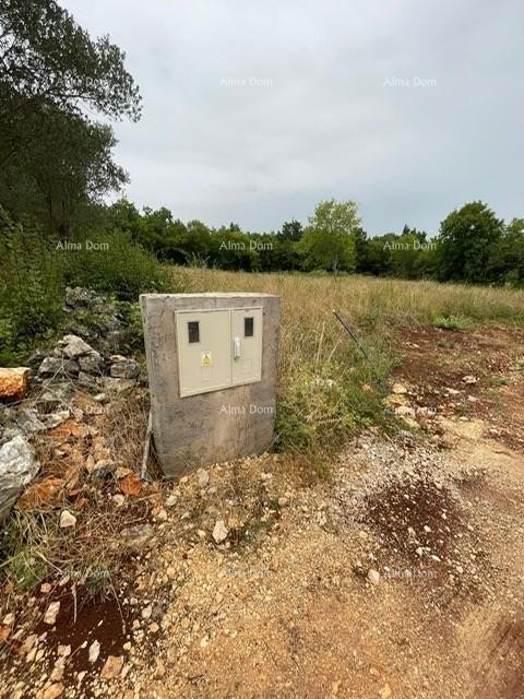 KRNICA - Atraktivno građevinsko zemljište - idealno za vaš novi dom ili investicijski projekt 1