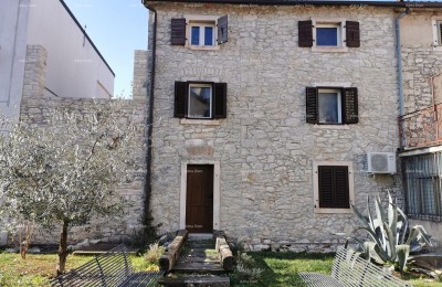 Casa in pietra d'Istria in vendita, Verteneglio