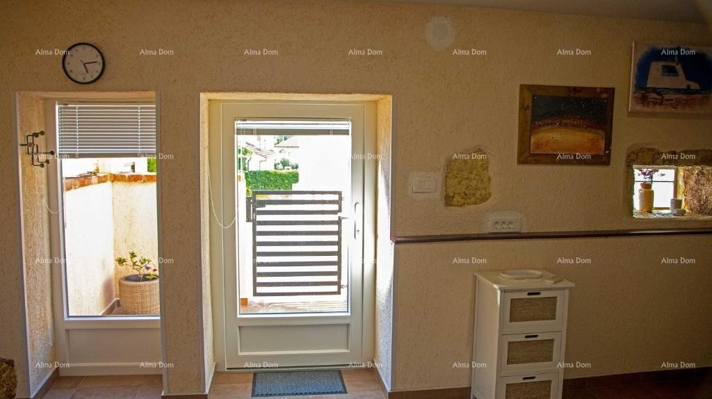 Sale - Two houses in an excellent location with a sea view - Medulin, Vinkuran! 12