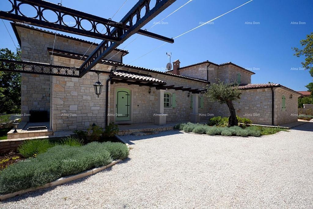 Casa Višnjan 11