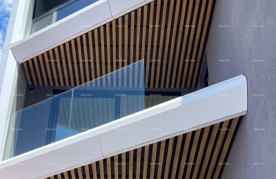 Rezervirano! Prelep stan v Umagu. Pogled na morje / S2