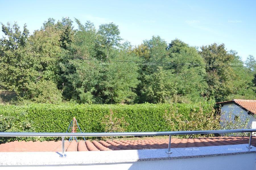 Prekrasna kuća sa bazenom! POREČ 27