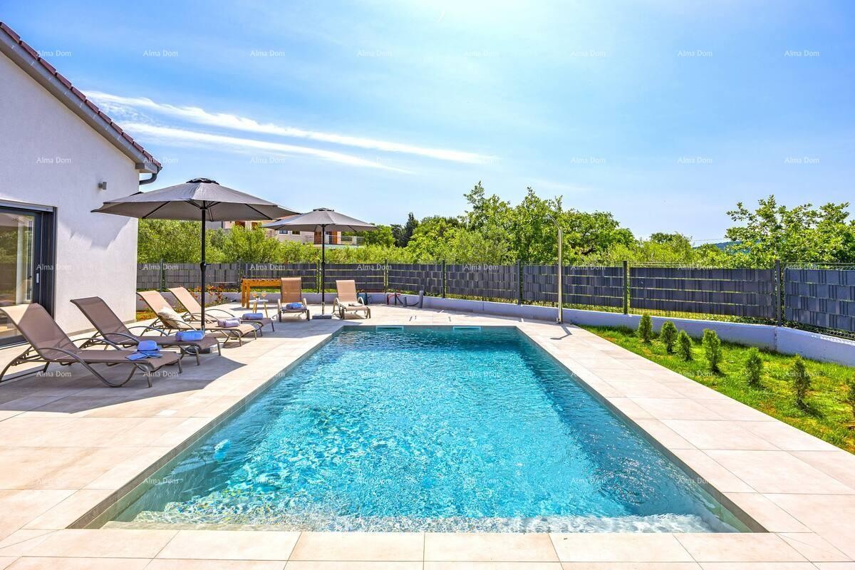 Pomer. New Detached Single-Story House with Pool. 8