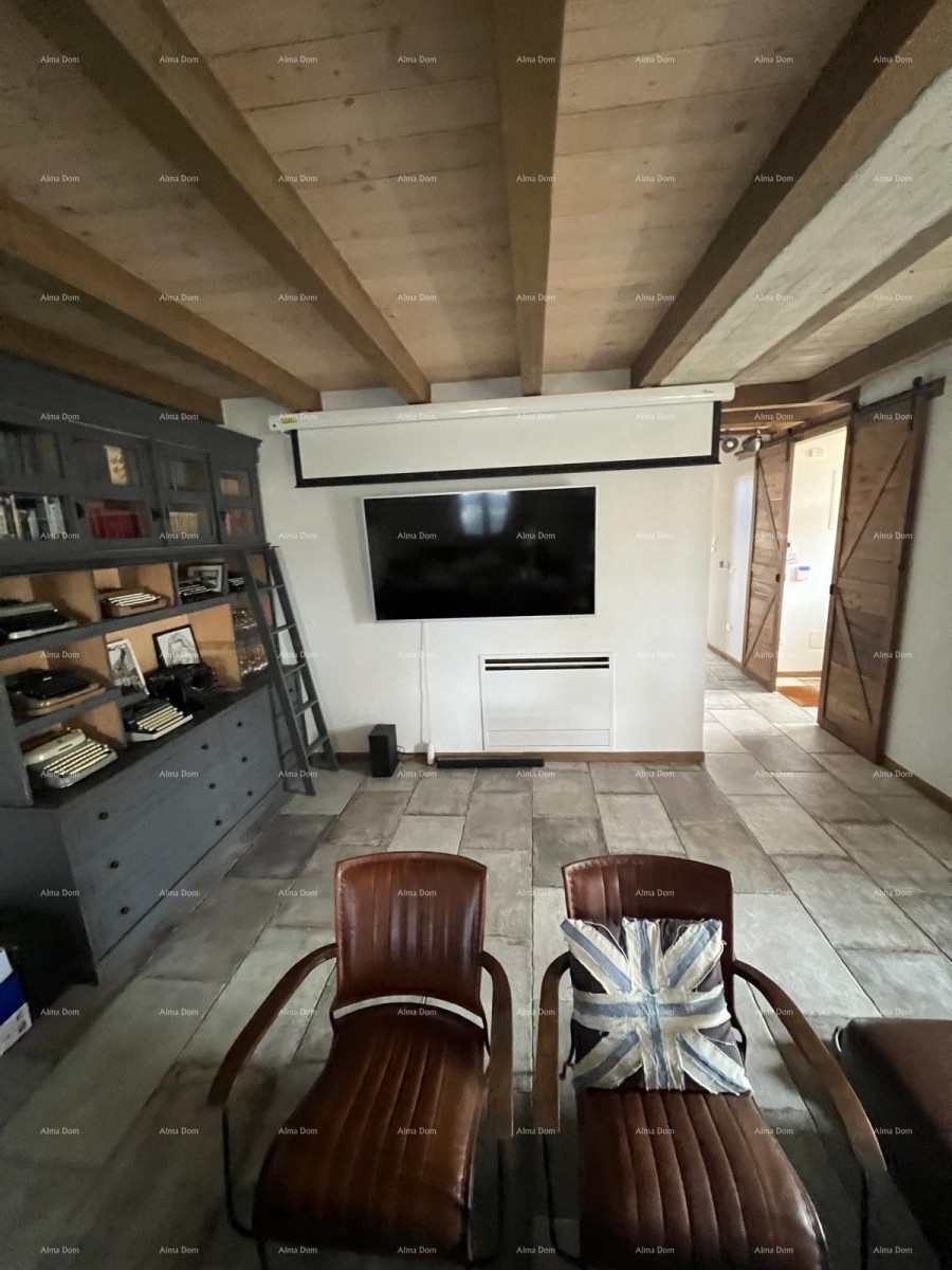 Prekrasna rustikalna hiša s bazenom in manjšim objektom 21