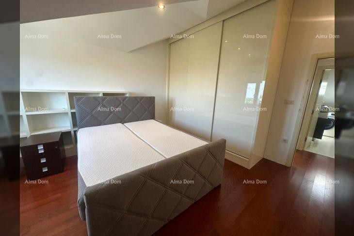 Poreč – Prostoren penthouse z veliko teraso in pogledom na morje 12
