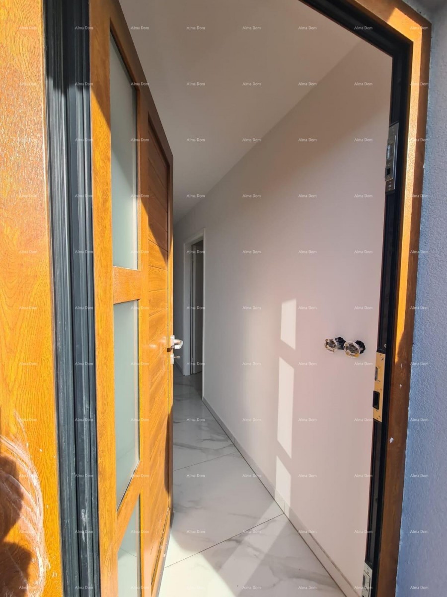 Пореч – просторная квартира на первом этаже с двором 16