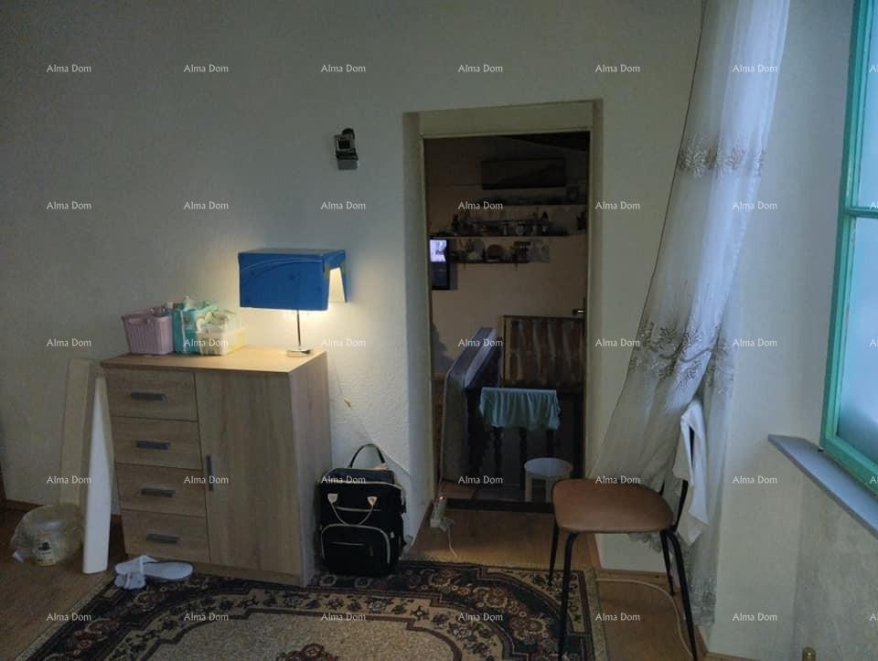 House for sale in the center of Motovun 3