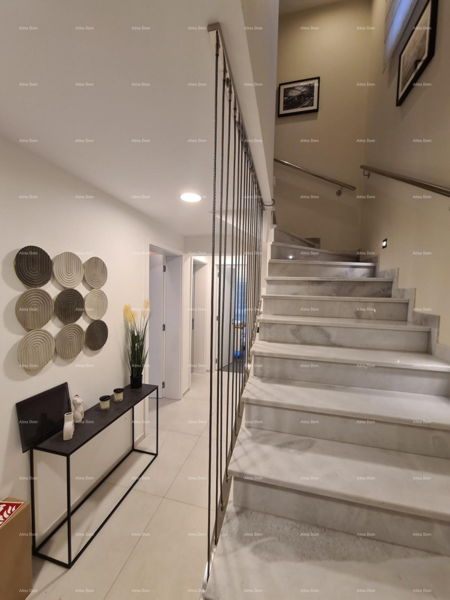 Современный дом с бассейном! BANJOLE VOLME. 5