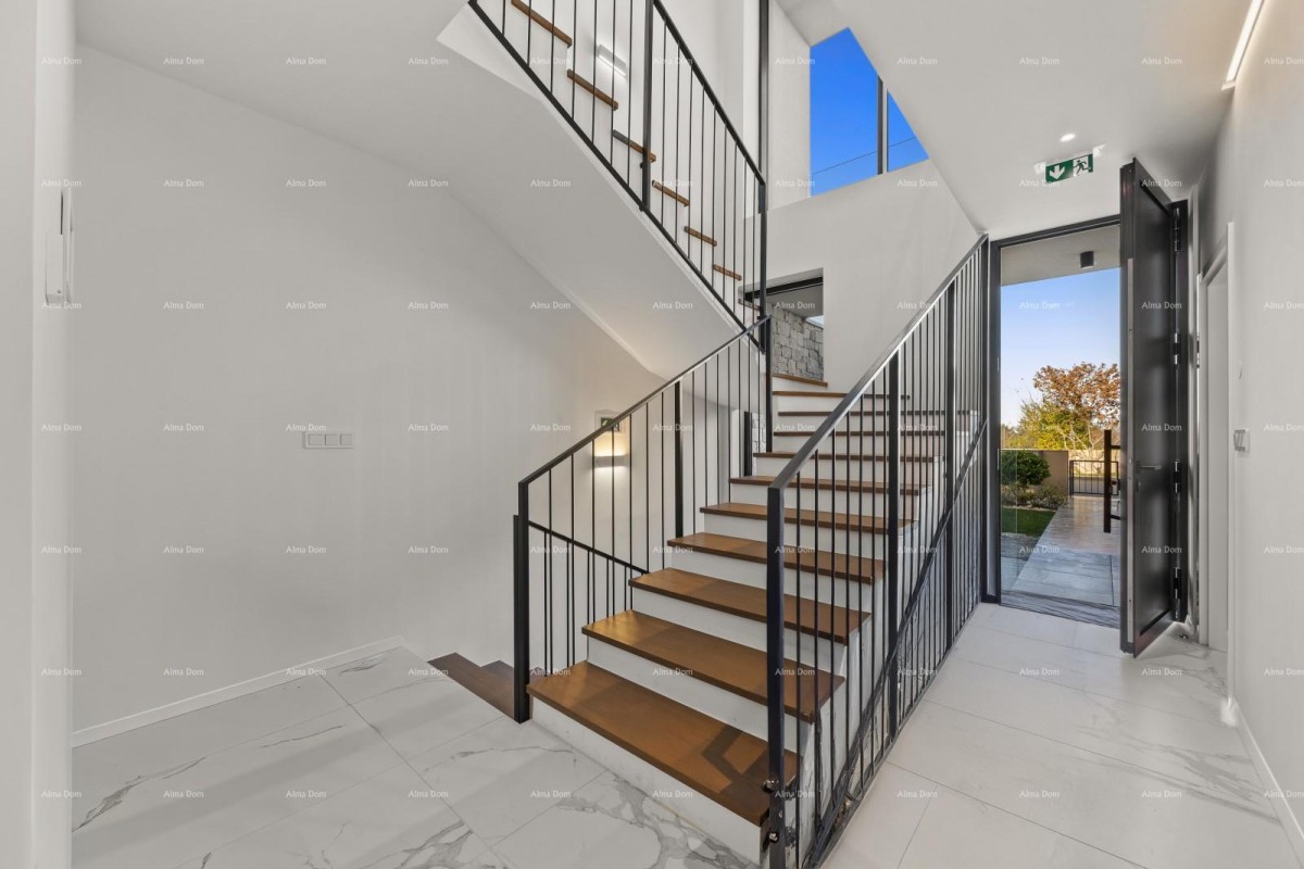 House Umag 24