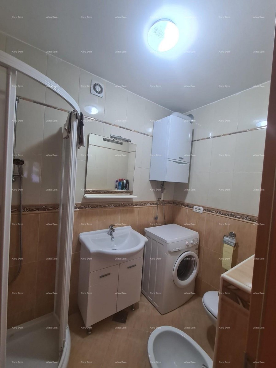 Продается очаровательная квартира на первом этаже, 60 м², Дуга Увала 9