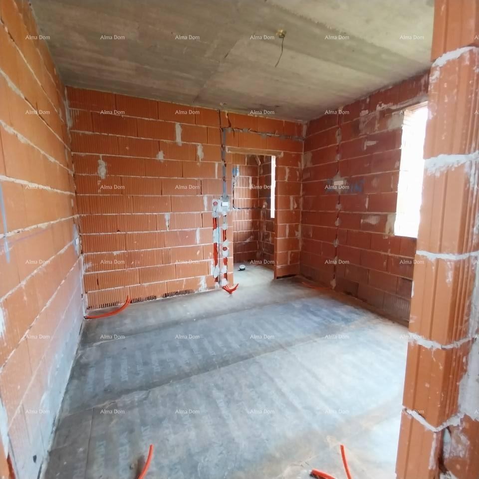 Продается строящийся дом – Мунтич 6