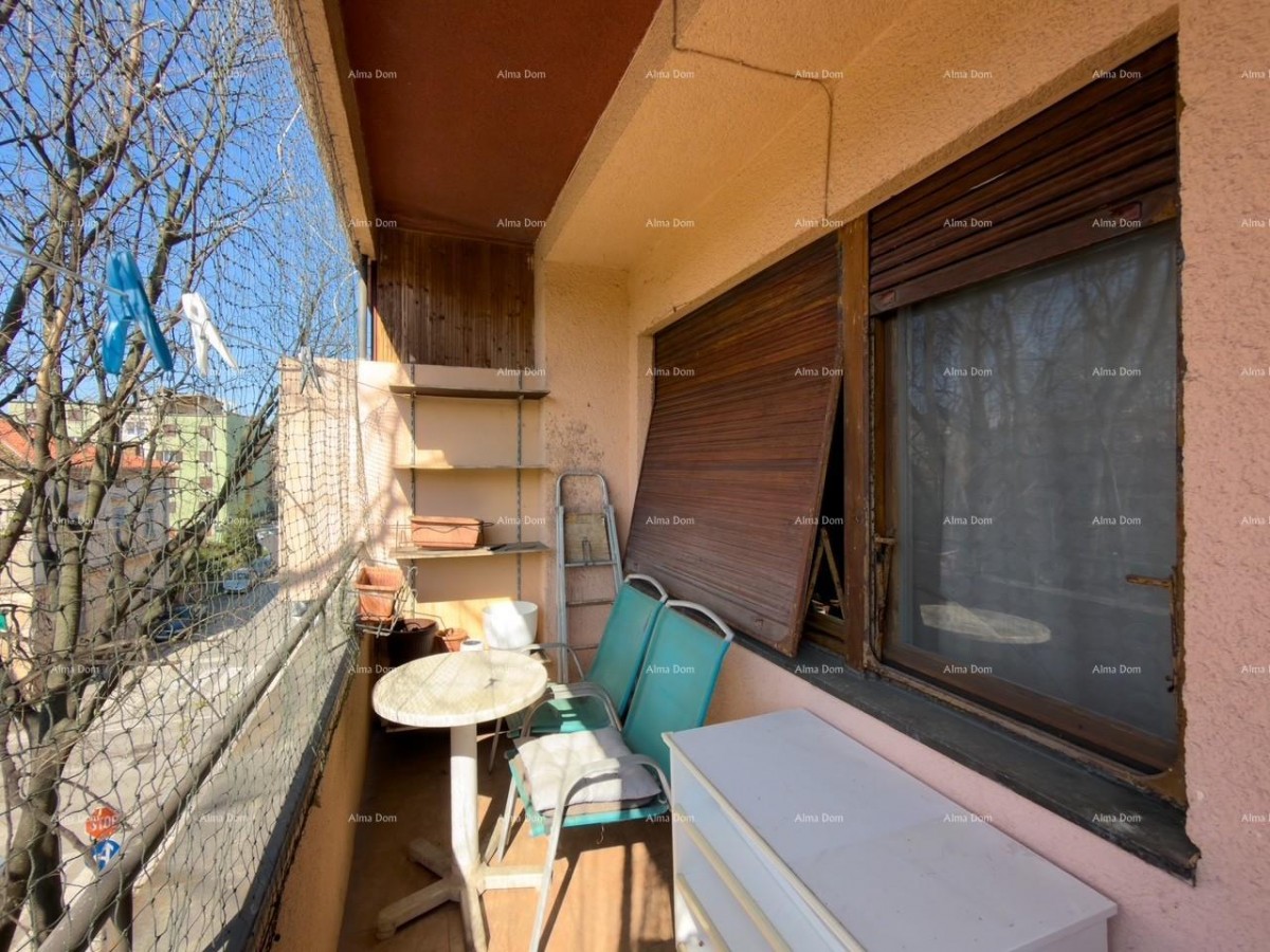 Vendiamo un appartamento in ottima posizione a Pola! 21