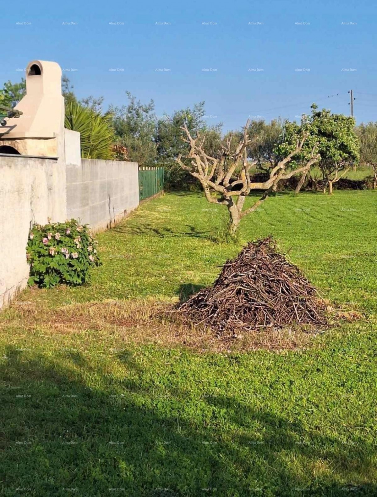 VENDITA DI TERRENO EDILIZIO – LOBORIKA, MARČANA 3