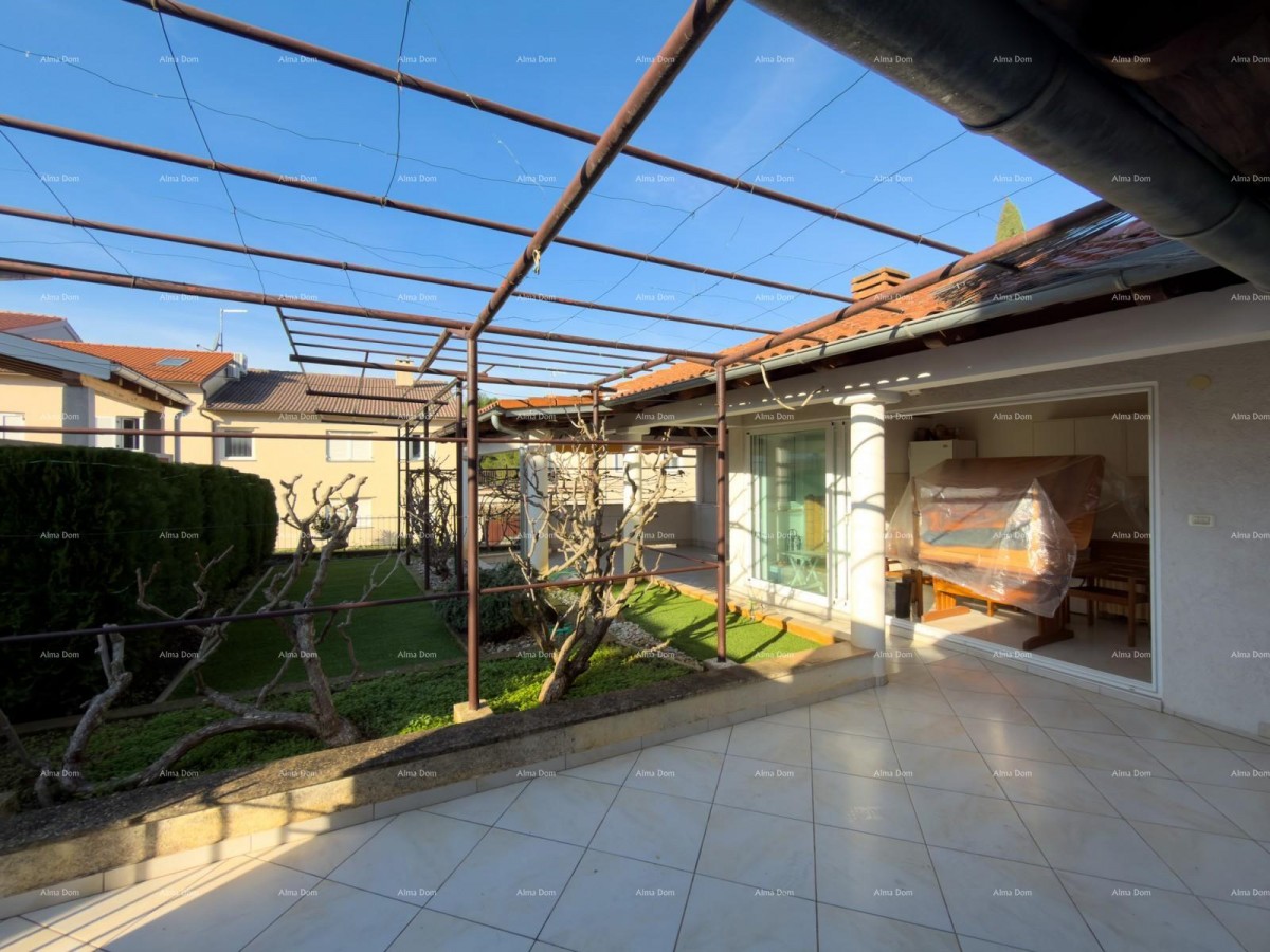 Pula – Casa con due unità abitative, a 50 m dal mare 41