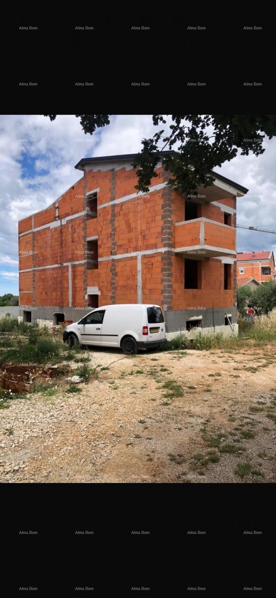 Non finished house in Peroj! 1