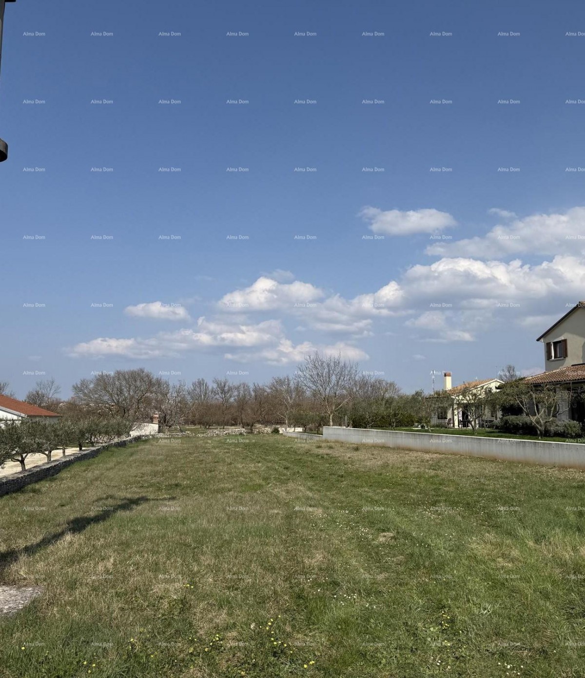 Kanfanar – terreno edificabile attraente di 796 m² 1