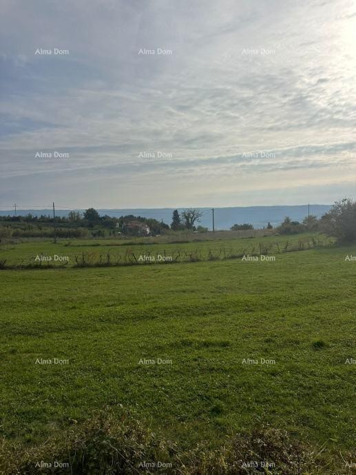 Prodaja građevinskega zemljišča, v neposredni bližini Oprtlja 4