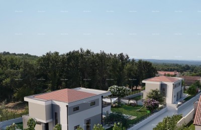 GALIŽANA - Sale of a modern house with a pool, jacuzzi, and sea view!