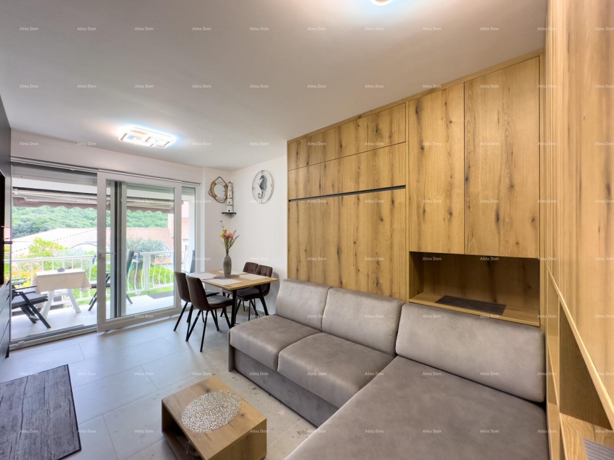 Vendiamo un appartamento completamente ristrutturato a Duga Uvala! 10