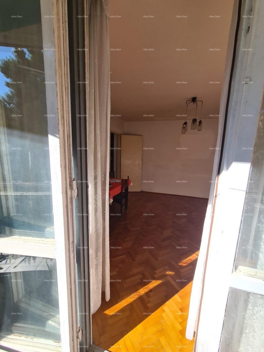 Chestnut. Apartment for sale in an excellent location, Pula! 24