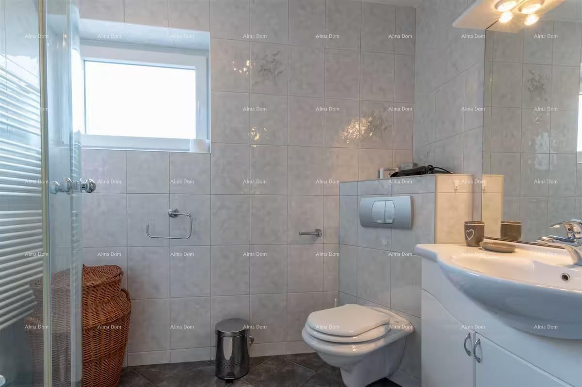 Eccellente opportunità! Vendita - casa attraente con piscina e giardino curato, Banjole! 25