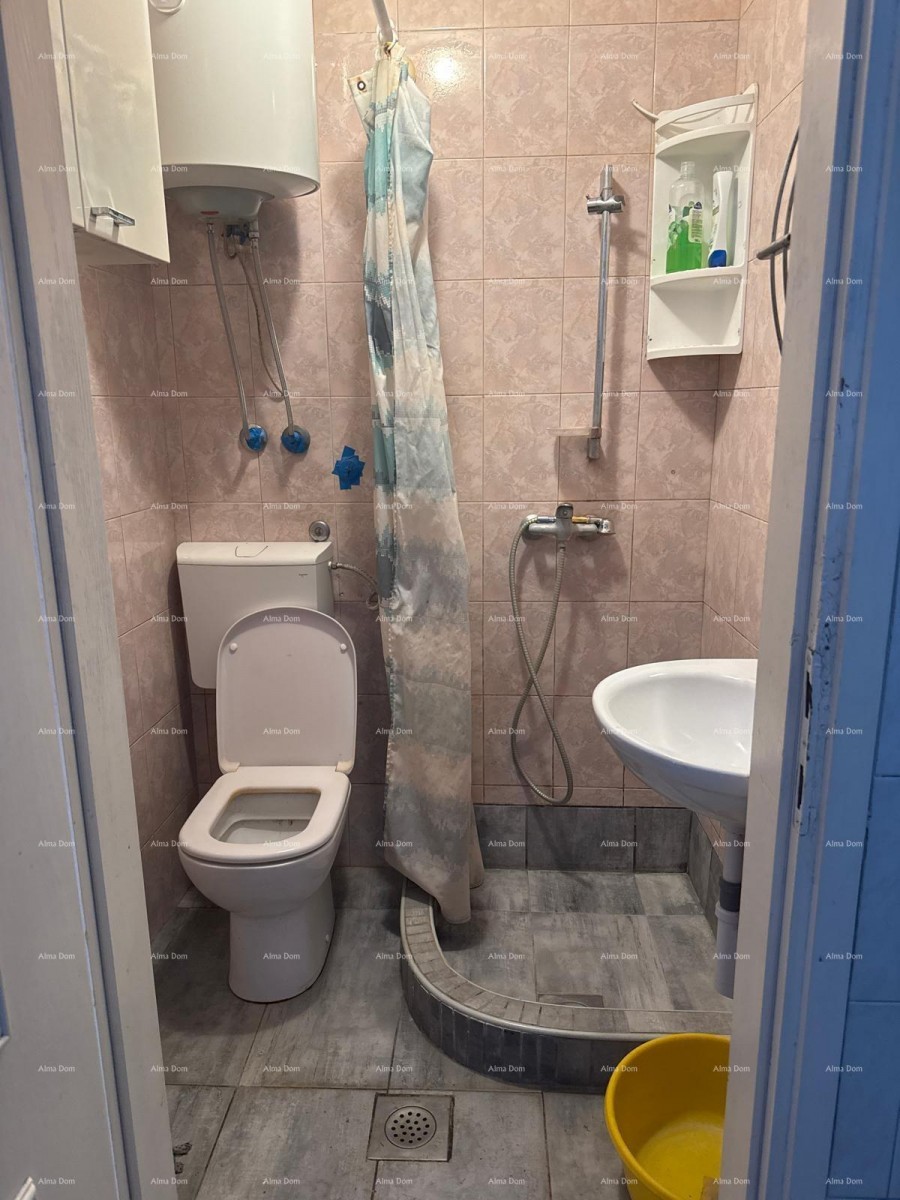 un'affascinante piccola casa 3