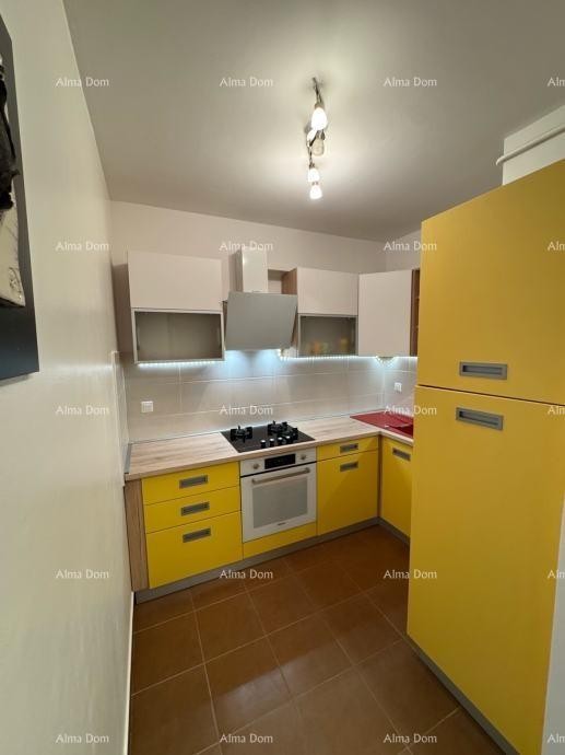 Продаётся квартира с гаражом – Шияна, Пула 9