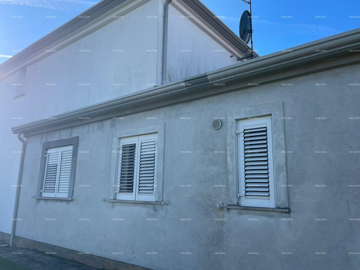 Umag! Kuća s velikom okućnicom i terasom. 19