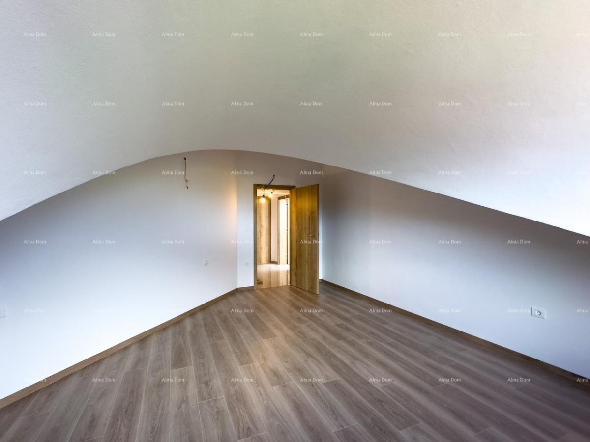 We are selling an apartment with a beautiful view of the sea! Premantura! 31