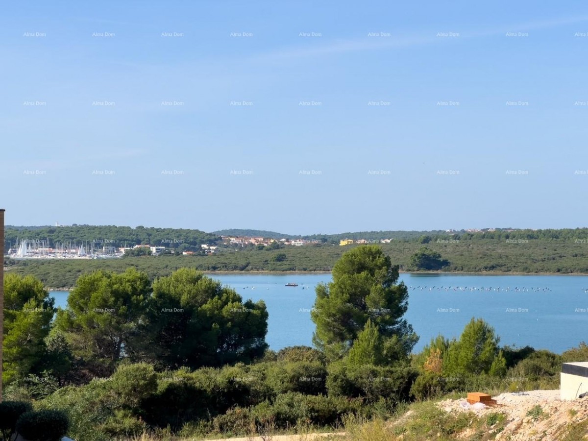 Predivan stan u Medulinu sa garažom! 1