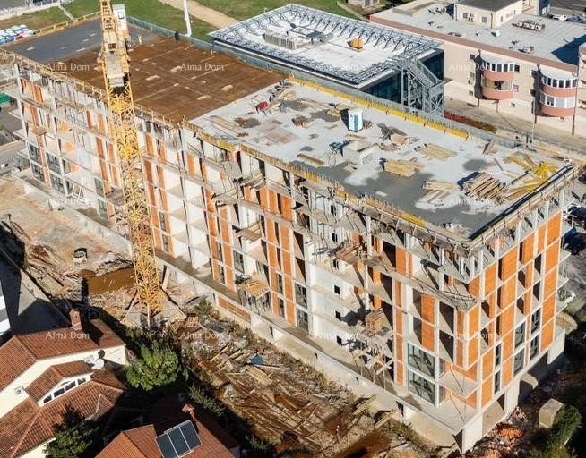 Pula, new project! Multi-family, modern building with an elevator, close to the center. Apartment for sale with a parking space and storage. S53 11