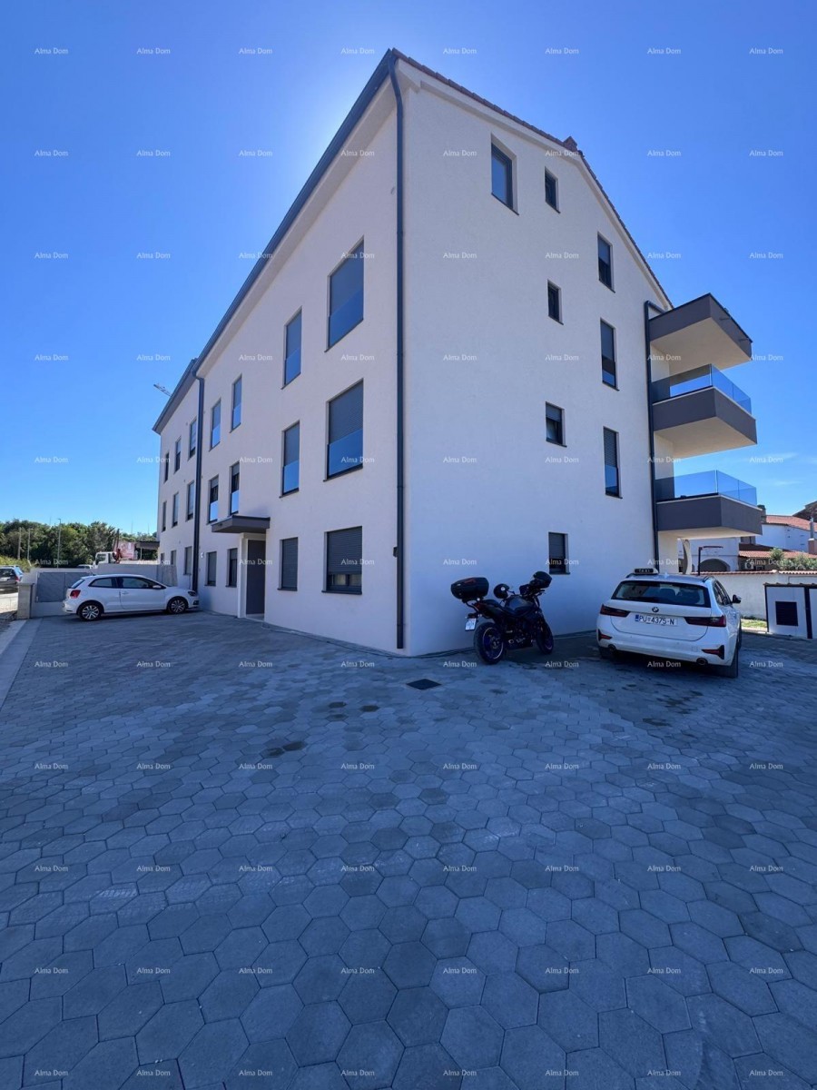 Prodaja stanova u izgradnji, Valbandon! Doetažni stan. Blizina plaža. 32