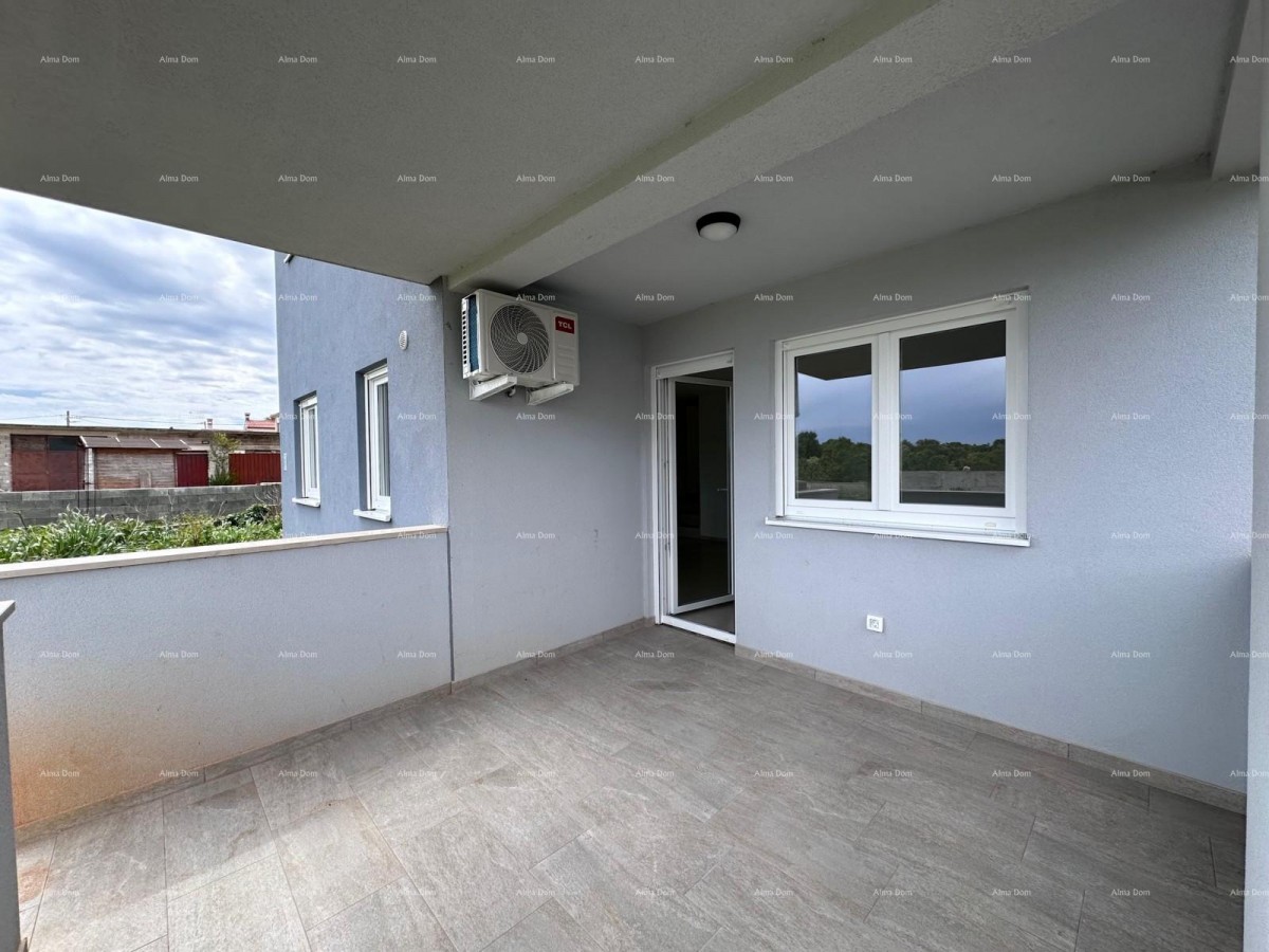 Prodajemo stan u novoj zgradi!  Šišan. 24