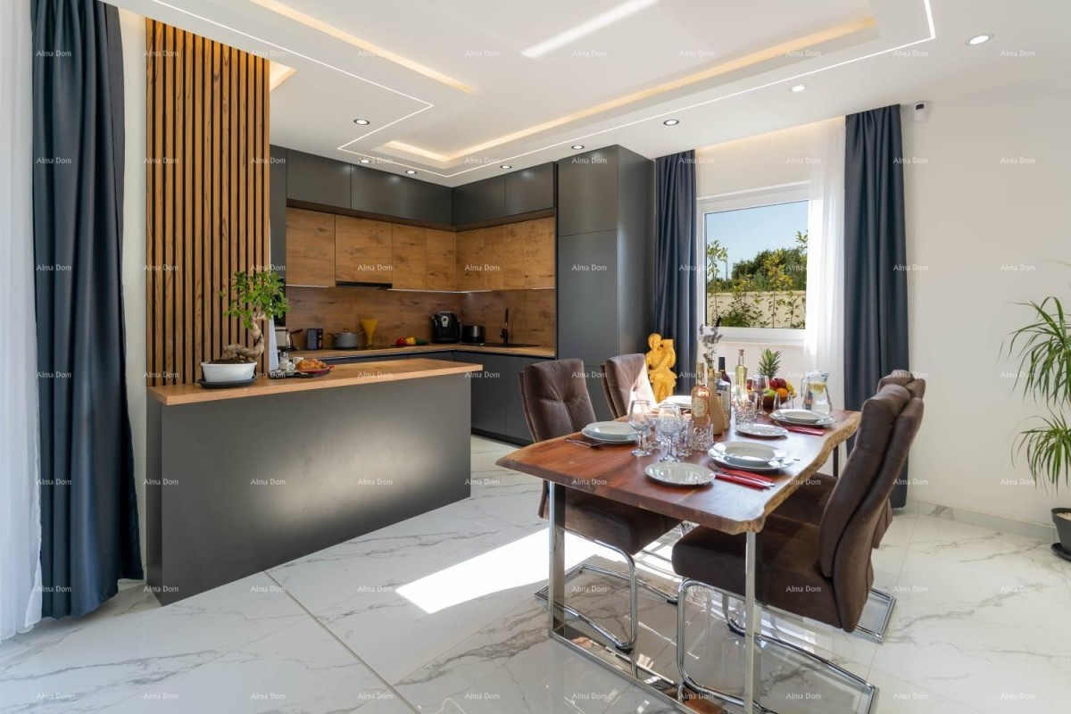 A modern house with a pool in a great location, Medulin! 10