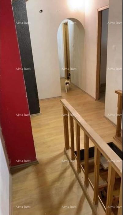 Prodaje se stan površine 130 m2, Buzet. 4