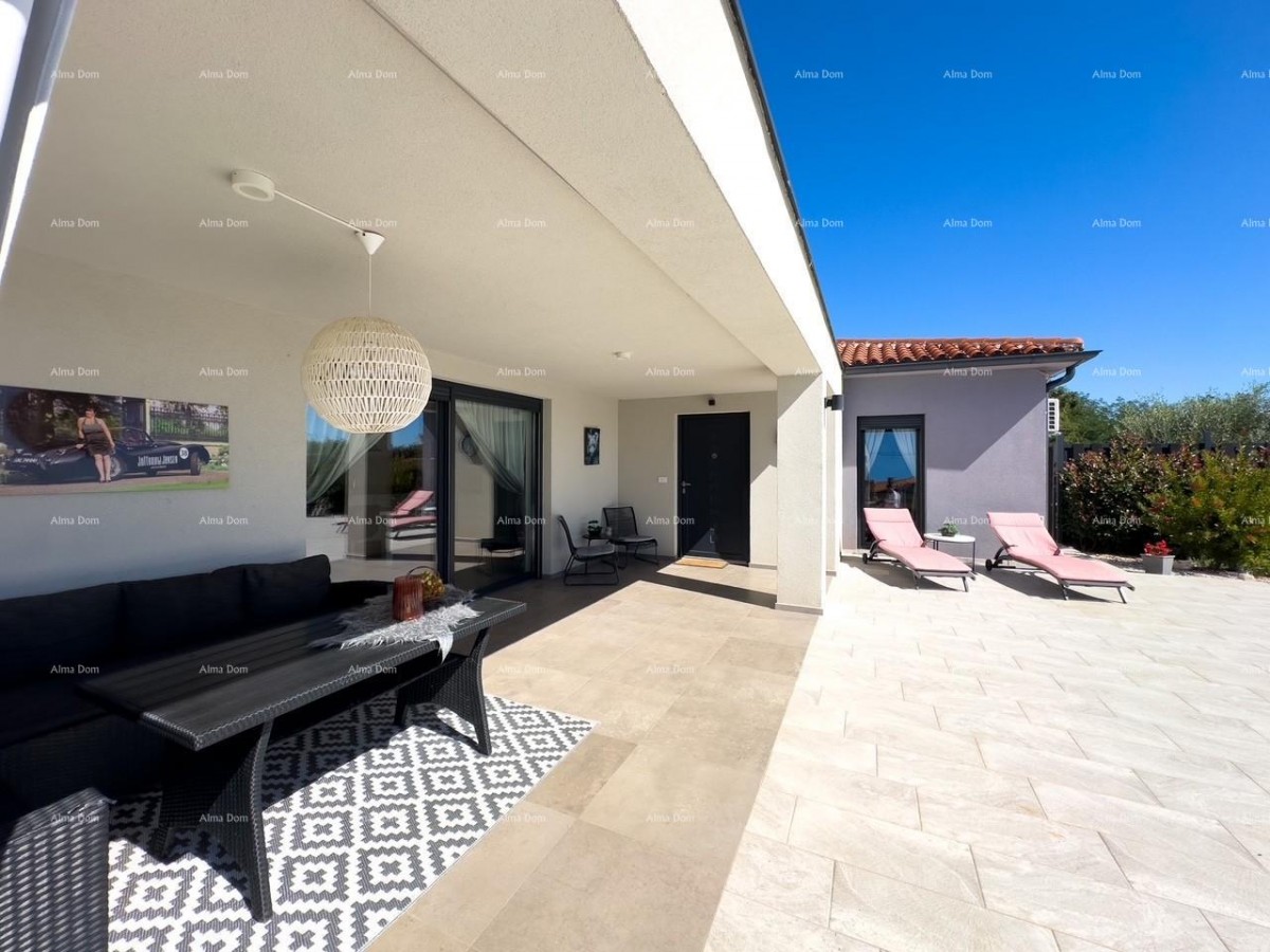 TWO HOUSES FOR SALE! Exclusive sale! 34