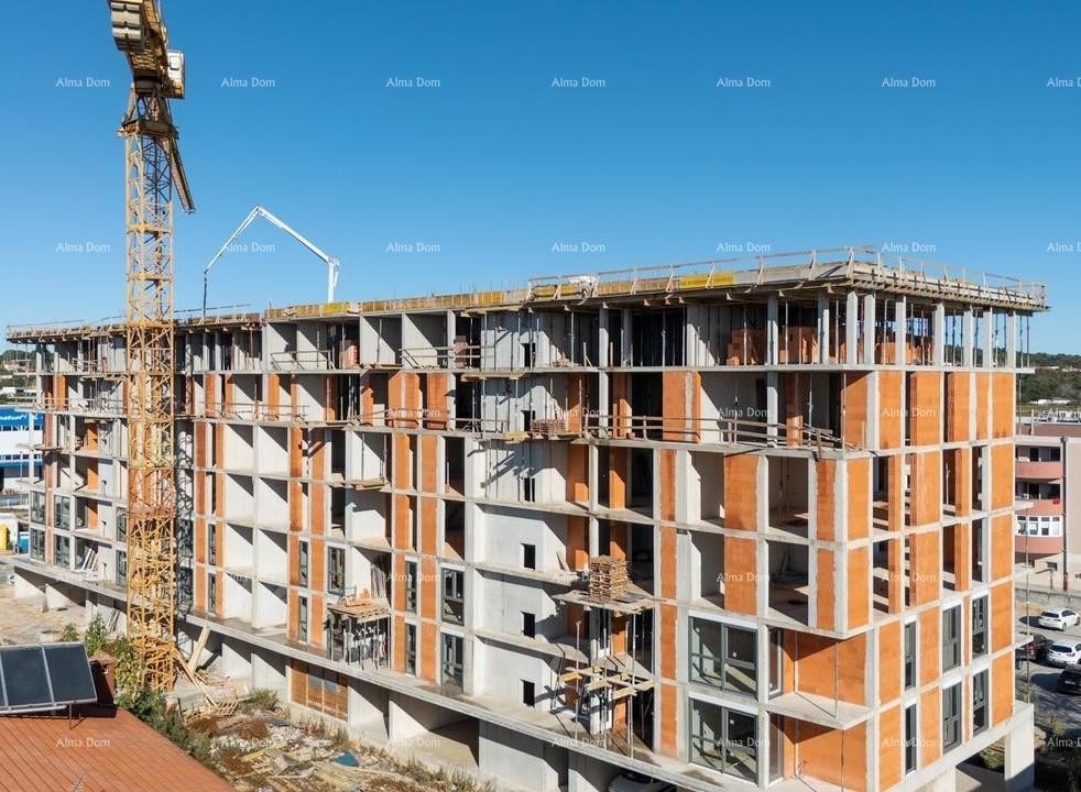 Пула! Многофункциональное современное здание с лифтом, рядом с центром. Квартира с парковочным местом и кладовкой. s66 8