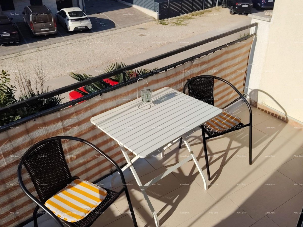 Medulin, Burle, stan 50 m od mora s pogledom! 10