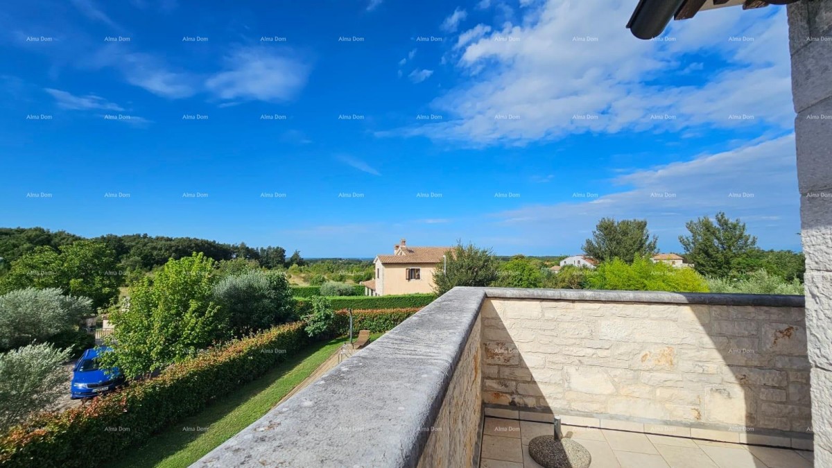 Просторный дом с бассейном в Светом Ловрече - идеальный дом для семьи 6