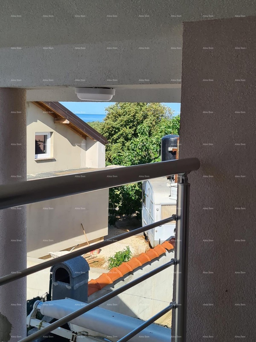 PEROJ, Stan na gornjem katu, blizu mora. 22