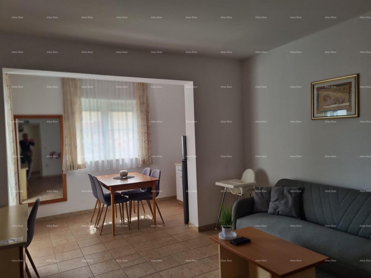 MEDULIN, KUĆA s ukupno 10 apartmana. Fucane 25