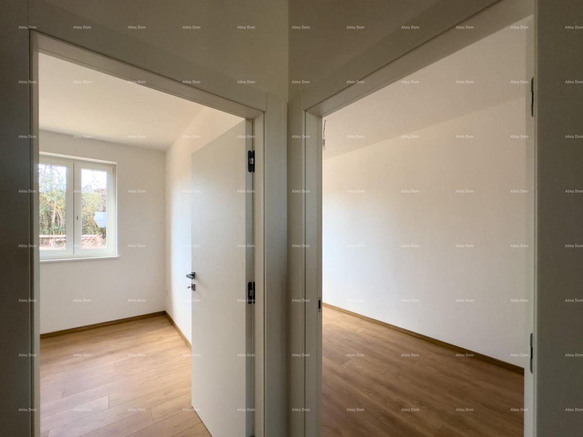 Prodajemo stan sa  vrtom u Barbanu. 7